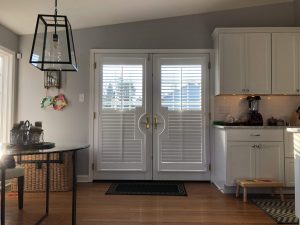 Features of Customizable Window Treatments with Plantation Shutters